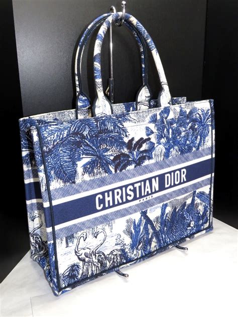 dior book tote palm trees